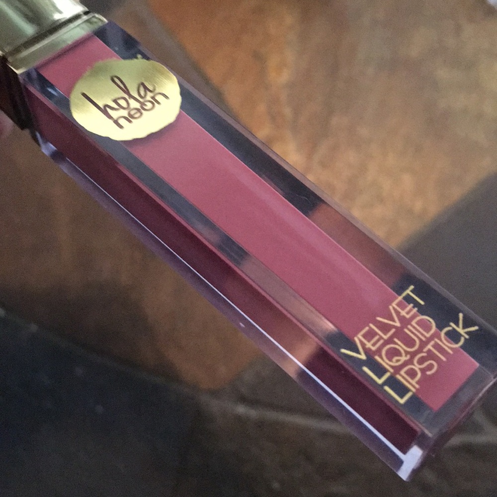 Makeup Bundle - Ipsy and Stila items - Picture 2 of 8